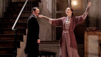 Clément Hervieu-Léger met en scène  « L’École de danse », une pièce méconnue de Carlo Goldoni - Critique sortie Théâtre Paris Comédie-Française Salle Richelieu