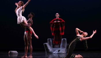 « Graham 100 », une passionnante plongée entre histoire de la danse et modernité - Critique sortie Danse Paris Théâtre du Châtelet