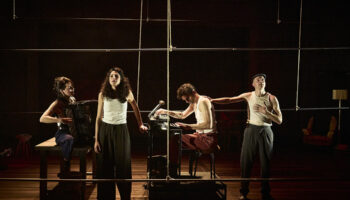 « Martin Eden » : Mélodie-Amy Wallet fait théâtre du roman de Jack London - Critique sortie Théâtre Villeurbanne TNP Villeurbanne