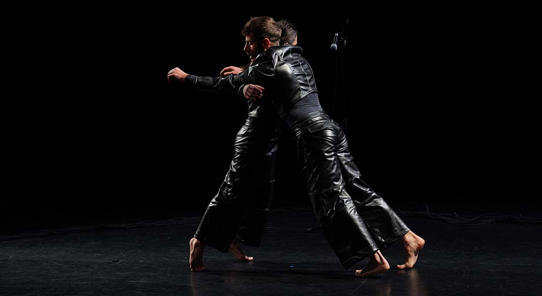 « Viscum » : Noé Chapsal met l’altérité en lumière - Critique sortie Danse Enghien-les-Bains Centre des Arts d’Enghien-les-Bains