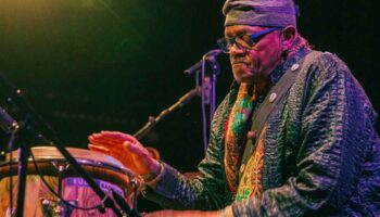 Le légendaire batteur Famoudou Don Moye présente sa nouvelle création « Diaspora Express » - Critique sortie Jazz / Musiques Cachan Théâtre Jacques-Carat