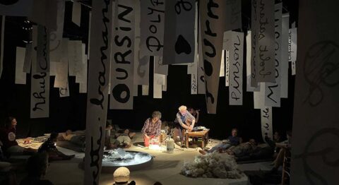 « Journal d’une exploration sonore » dans le monde sensible et poétique de la montagne - Critique sortie Théâtre paris 75003 Maif Social Club