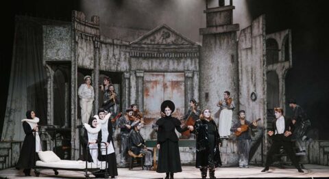 Pierre Lebon renoue avec l&rsquo;esprit baroque du masque anglais pour une mise en scène de Didon et Enée de Purcell, 100% féminin - Critique sortie Classique / Opéra Poissy Théâtre de Poissy