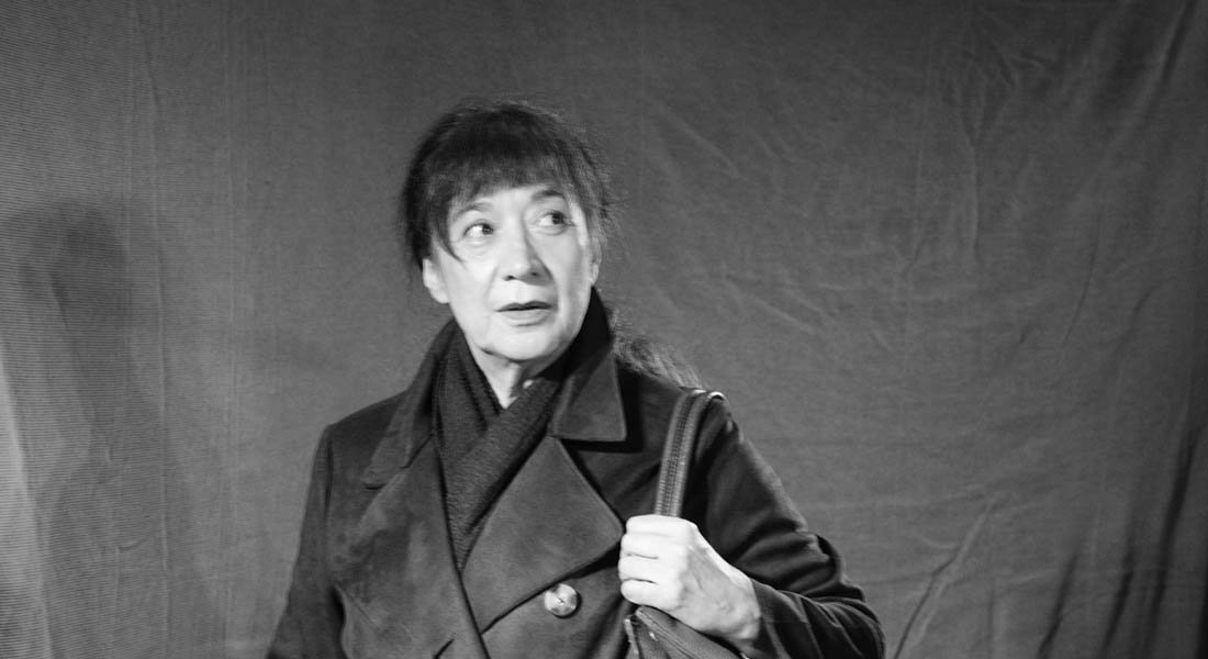 Patrick Mons met en scène « Mère morte » de Lucile Bertin, une pièce autour de l&rsquo;inceste et du silence de ses complices. - Critique sortie Théâtre Paris Les rendez-vous d'ailleurs