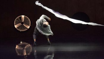 Nouvelle série de « Zéphyr » de Mourad Merzouki au 13e Art - Critique sortie Danse Paris Le 13ème Art