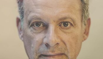 Denis Podalydès s&rsquo;attaque à la mise en scène du « Cid » de Corneille - Critique sortie Théâtre 75010 Paris Théâtre de la Porte Saint-Martin