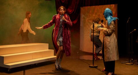 « La Bande originale de nos vies » d&rsquo;Eugénie Ravon et Kevin Keiss rassemble musique et récit de vie dans un tourbillon joyeux et humain - Critique sortie Théâtre Suresnes Théâtre de Suresnes Jean Vilar