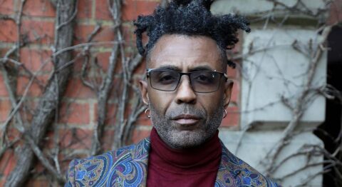 Omar, la « voix » lactée, voix suave et parfait sens du groove - Critique sortie Jazz / Musiques 75010 Paris new morning