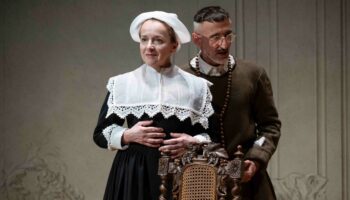 Jean Liermier et ses acteurs magnifient subtilement le « Tartuffe » de Molière - Critique sortie Théâtre Carouge Théâtre de Carouge