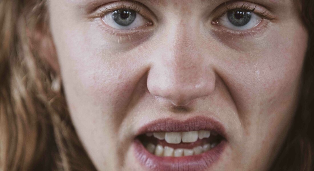 Fabrice Gorgerat met en scène « Chienne » de Marie-Pier Lafontaine - Critique sortie Théâtre Paris Centre culturel suisse