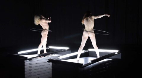 François Chaignaud et Marie-Caroline Hominal dans leur inoubliable « Duchesses » - Critique sortie Danse Paris Le Carreau du Temple