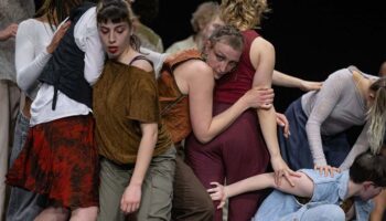 La jeunesse brûle les planches avec les créations de Jolie Ngemi et Jeremy Nedd - Critique sortie  Paris Théâtre de l’Aquarium