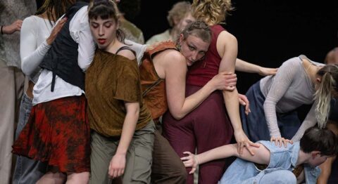 La jeunesse brûle les planches avec les créations de Jolie Ngemi et Jeremy Nedd - Critique sortie  Paris Théâtre de l’Aquarium