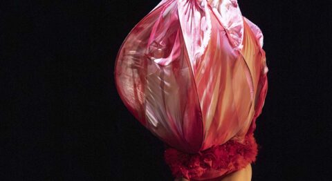 « Ma Recréation + Quand je souris… », deux solos de Sarah Adjou et d’Abou Lagraa forment l’attelage chorégraphique de L’Equipé∙e - Critique sortie Danse Suresnes Théâtre de Suresnes Jean Vilar