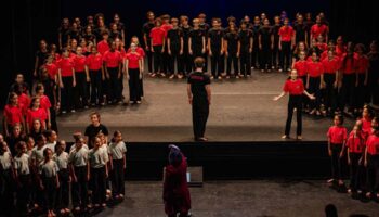Nouvelle production de Brundibár de Krása, mis en scène par Muriel Mayette-Holtz et Jean-Claude Berutti et dirigé par Louis Langrée - Critique sortie Classique / Opéra Paris Opéra Comique