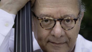 Deux soirs pour fêter Riccardo Del Fra, le totémique contrebassiste transalpin - Critique sortie Jazz / Musiques Paris Sunset-Sunside