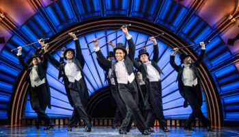 « Top Hat » par Kathleen Marshall : une comédie musicale au sommet ! - Critique sortie Théâtre Paris Théâtre du Châtelet