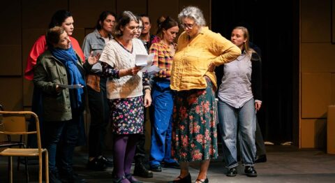 Olivier Mellor et la Compagnie du Berger présentent « 7 minutes (comité d’usine) », œuvre chorale intensément politique et plaidoyer pour la dignité - Critique sortie Théâtre 75012 Paris. Théâtre de l’Epée de Bois