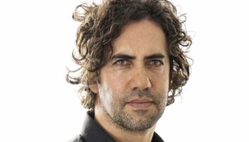 « De Nietzsche à Sarah Kane, inspirations multiples », João Paulo Lorenzon fait son retour à Avignon avec deux propositions - Critique sortie Avignon / 2026 Avignon Avignon Off. La Scierie