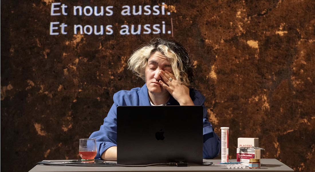 « Exhibit a » mis en scène par Ilyas Mettioui guidé par l’écriture critique de Sihame Haddioui - Critique sortie Avignon / 2026 Avignon Avignon Off. Théâtre des Doms
