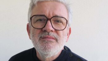 Gwenaël Morin termine son projet accompagné par l’écriture d’O’Neill avec « Le deuil sied à Electre » qui ouvre sur le monde des possibles - Critique sortie Avignon / 2026 Avignon Festival d’Avignon. Jardin de la rue de Mons