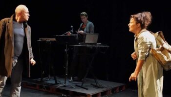 « La Contrainte » de Stefan Zweig pour la première fois amenée à la scène par Anne-Marie Storme, un travail de grande qualité ! - Critique sortie Avignon / 2026 Avignon Avignon Off. L'Entrepôt