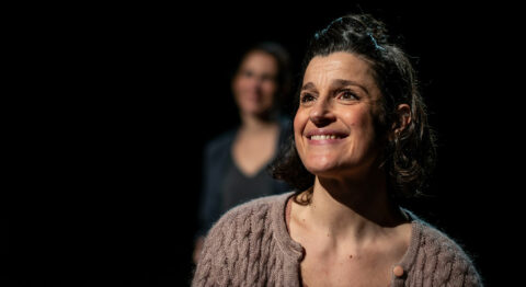 « Le chœur des femmes » de Martin Winckler questionne la relation médecin-patientes, mise en scène de Violaine Brébion, Xavier Clion et Clotilde Daniault - Critique sortie Avignon / 2026 Avignon Avignon Off. Théâtre Artéphile