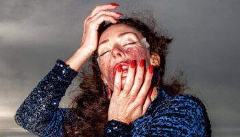 Marion Motin revient avec « Narcisse » au 13e art, une pièce qui met en cause le chacun pour soi - Critique sortie Danse Paris