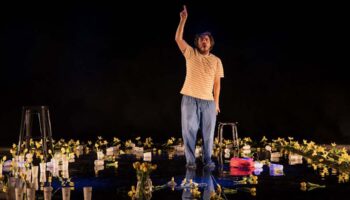 Avec « Spiritueux », Laurent Cazanave aborde sans didactisme un sujet essentiel : l’alcool - Critique sortie Avignon / 2026 Avignon Avignon Off. Le 11 • Avignon – Espaces Mistral