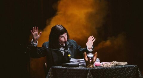 Carolina Bianchi crée le troisième chapitre de sa « Trilogia Cadela Força – Chapitres I, II et III » - Critique sortie Avignon / 2026 Avignon Festival d’Avignon. Opéra Grand Avignon