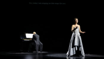 Elina Kulikova et Dima Efremov présentent « Un Champ brûlé », première partie de la « Trilogie de la guerre » - Critique sortie Théâtre 75003 Paris Centre culturel suisse