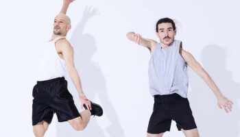 Manuel Roque et Nils Levazeux font saut commun dans « bang bang » - Critique sortie Avignon / 2026 Avignon Avignon Off. Les Hivernales CDCN