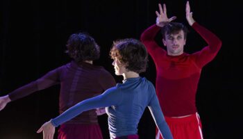 Michèle Murray enchante le festival Tours d’Horizons 2026 avec « BURNING THE DAYS » - Critique sortie Danse Tours CCNT - Centre Chorégraphique National de Tours
