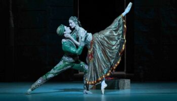Une somptueuse « Bayadère » triomphe à l’Opéra de Paris, chorégraphiée par Rudolf Noureev - Critique sortie Danse Paris Opéra Bastille