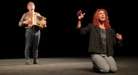 « Jeanne la rebelle » de Julie Denisse et François Heim : une fine écriture doublée d’une incarnation habile - Critique sortie Avignon / 2026 Avignon Théâtre Artephile