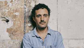 Samuel Achache met en scène « Fanfare, tout a une fin, sauf la saucisse qui en a deux » - Critique sortie  Sainte-Geneviève-des-Bois Théâtre Brétigny