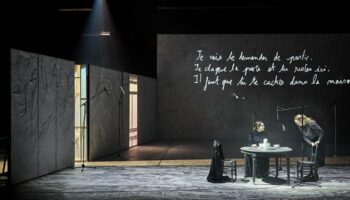 « Le Livre de K » au Théâtre Nanterre Amandiers : Simon Falguières exalte les mondes de la littérature et du théâtre - Critique sortie Théâtre Nanterre Théâtre Nanterre Amandiers