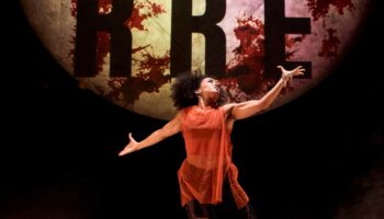 « Le Mahabharata – une histoire de la violence » par Pauline Bayle, un spectacle profond et hypnotique - Critique sortie Théâtre Montreuil Théâtre Public de Montreuil - CDN